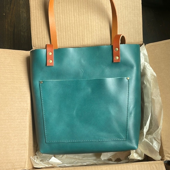 Portland Leather Goods Classic Medium Tote, Caribbean, NWT - Picture 6 of 6